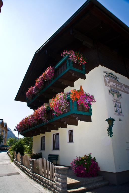 Pension Haus Am Dorfplatz Flachau Exterior photo